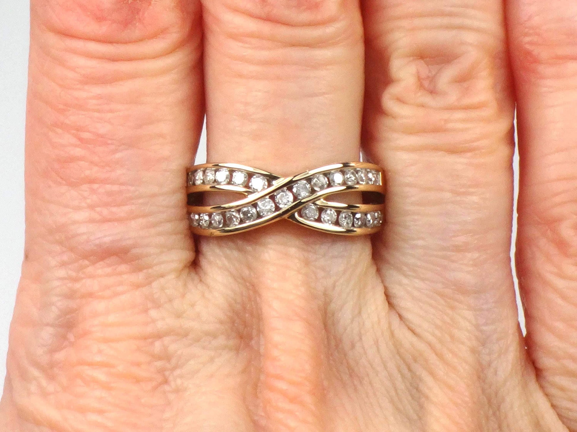 Vintage 14k Yellow Gold Diamond X Wedding Ring or Band, Size 7