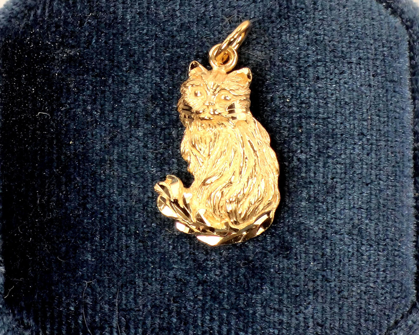 Vintage 14k Yellow Gold Cat Pendant Charm