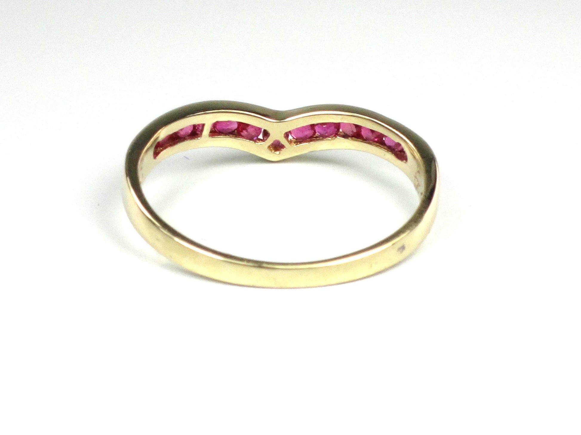 Vintage 14k Yellow Gold Ruby Ring, Chevron Wedding Band or Stacking, Size 6.5