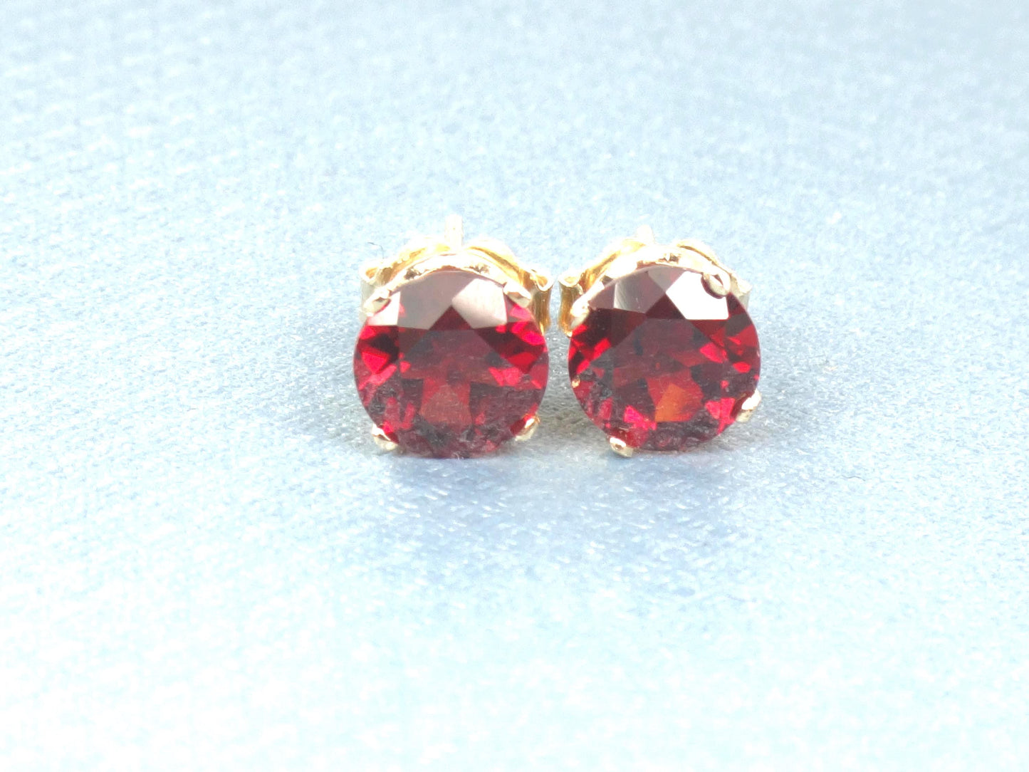 Vintage 14k Gold Garnet Stud Earrings: January Birthstone 6.1 mm