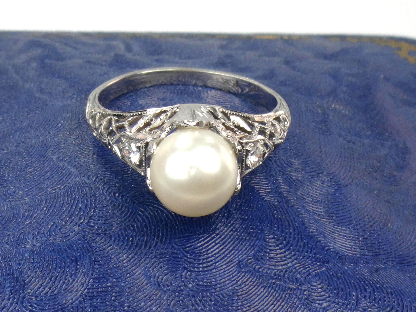 Vintage 18k White Gold Filigree Pearl Diamond Ring, Art Deco 1930s