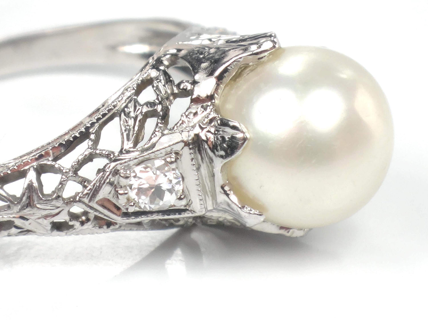 Vintage 18k White Gold Filigree Pearl Diamond Ring, Art Deco 1930s
