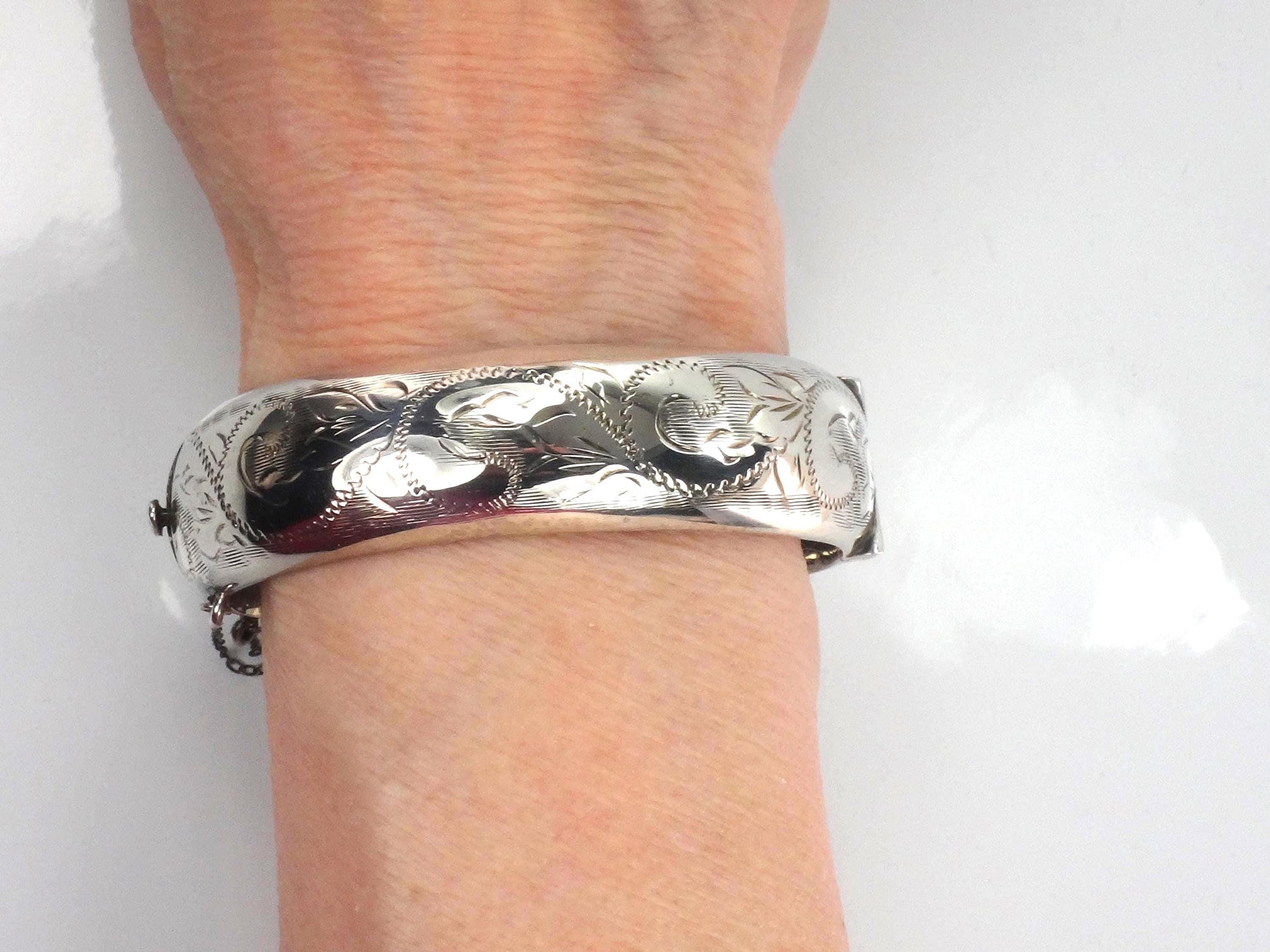 Vintage Sterling Silver Bangle Bracelet with Engraving: Hinged, English Hallmarks