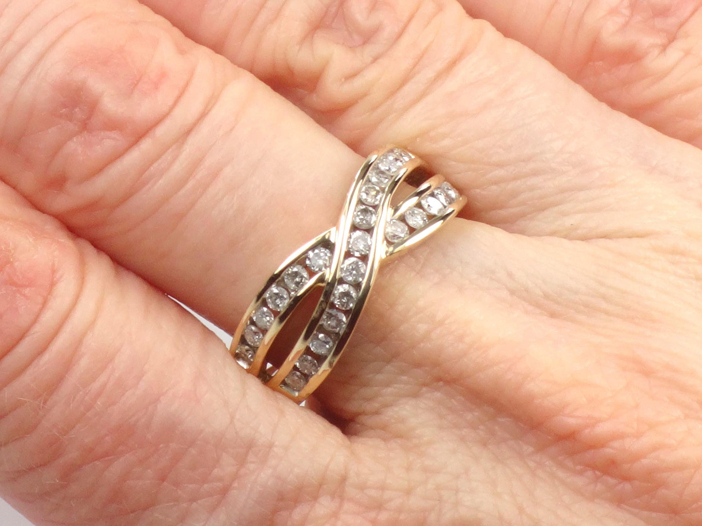 Vintage 14k Yellow Gold Diamond X Wedding Ring or Band, Size 7