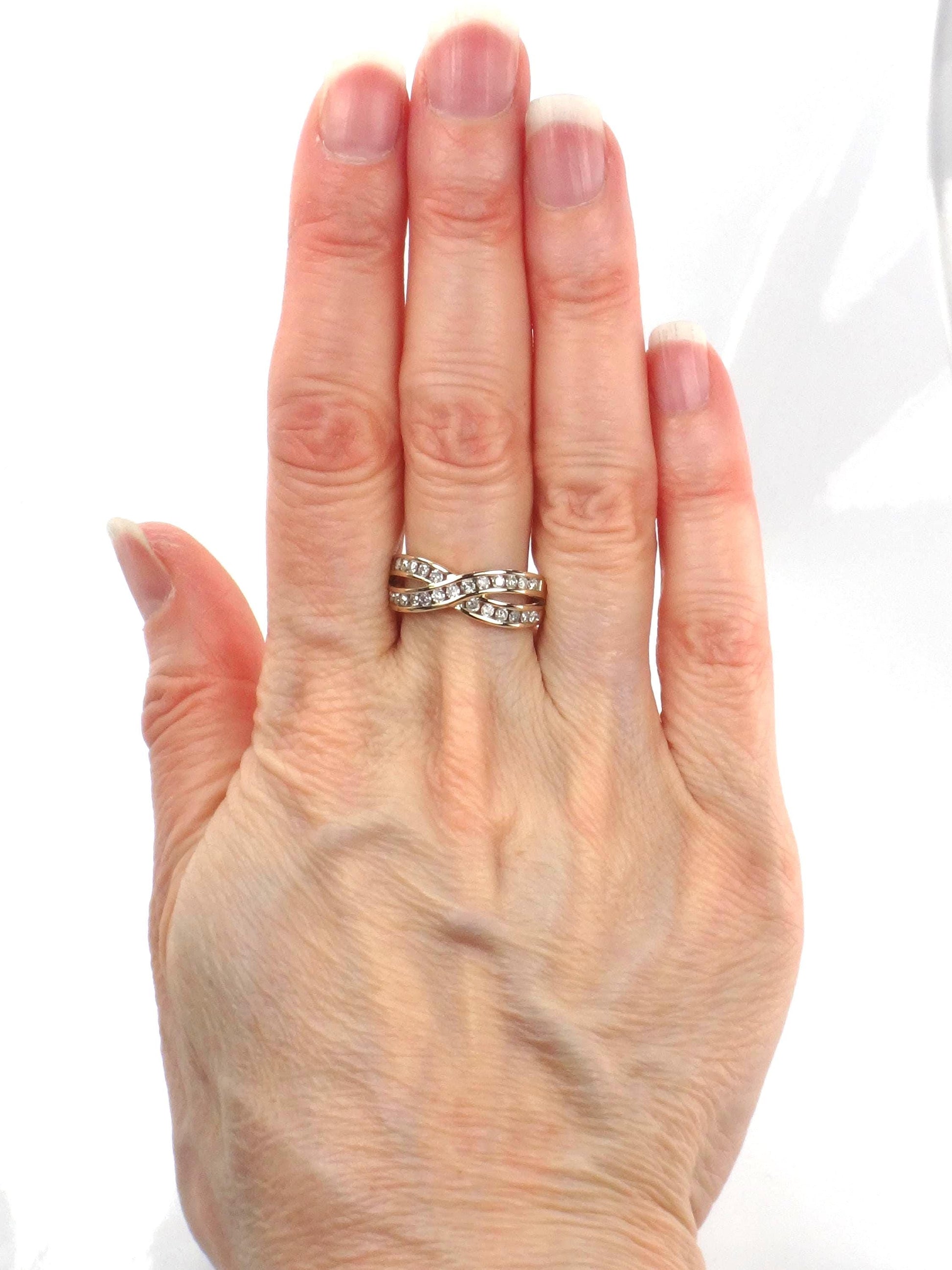 Vintage 14k Yellow Gold Diamond X Wedding Ring or Band, Size 7