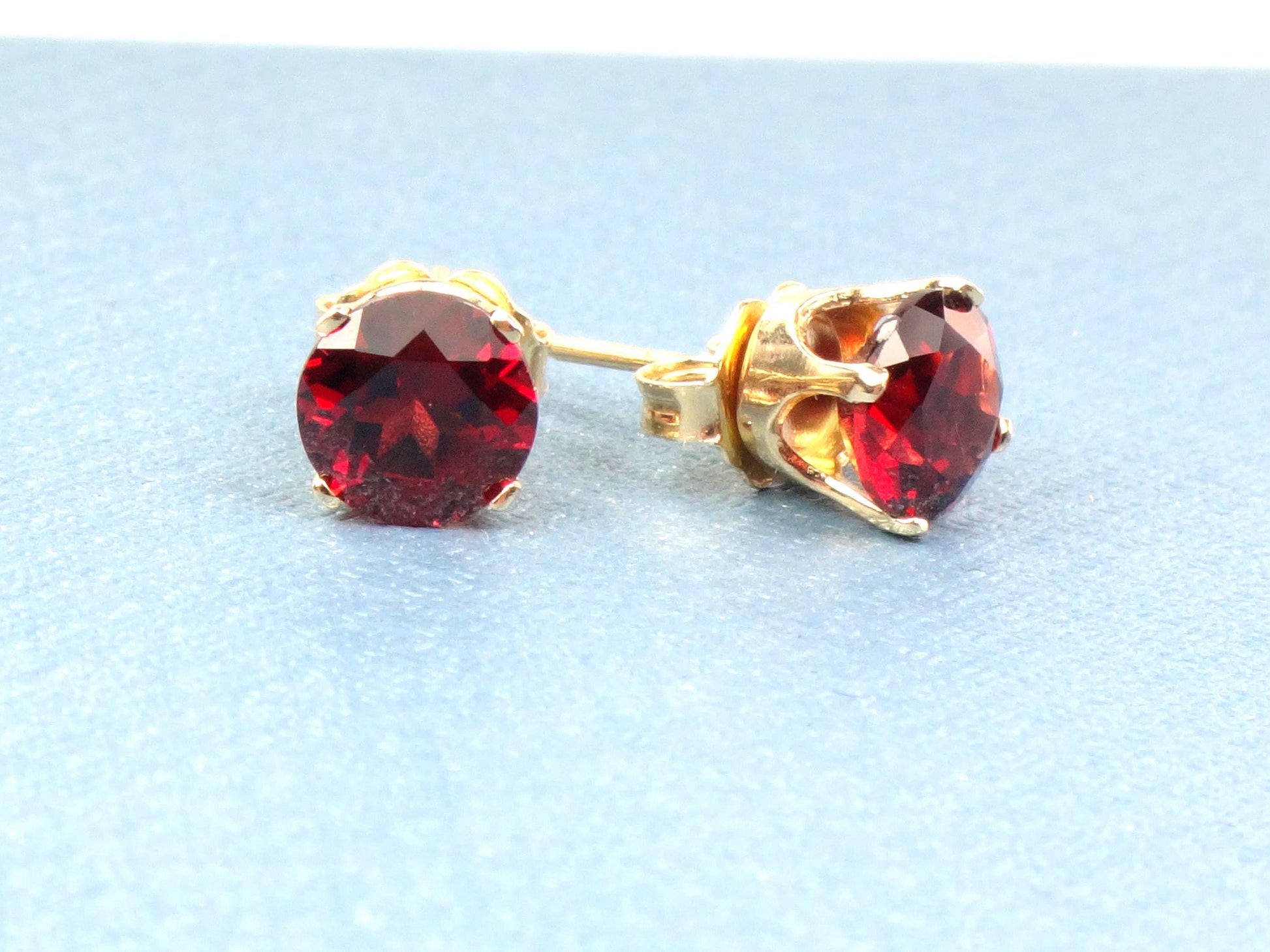 Vintage 14k Gold Garnet Stud Earrings: January Birthstone 6.1 mm