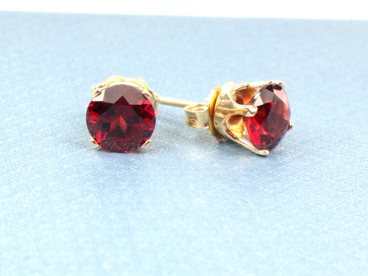Vintage 14k Gold Garnet Stud Earrings: January Birthstone 6.1 mm