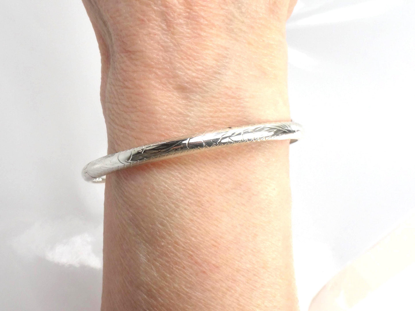 Vintage Thin Sterling Silver Bangle Bracelet