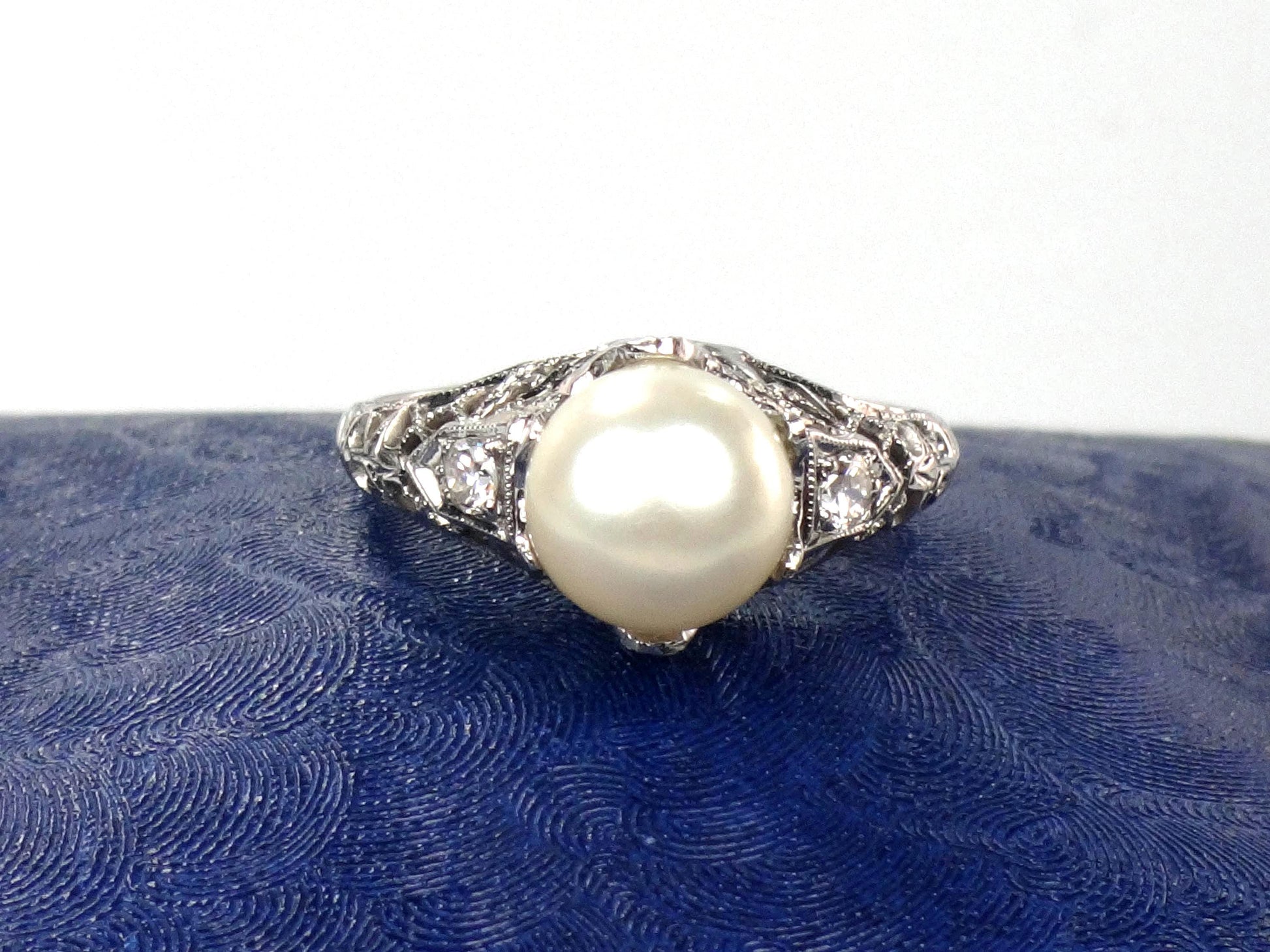 Vintage 18k White Gold Filigree Pearl Diamond Ring, Art Deco 1930s