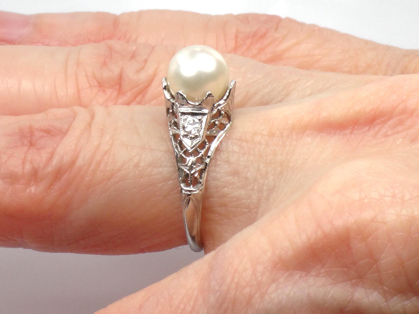 Vintage 18k White Gold Filigree Pearl Diamond Ring, Art Deco 1930s