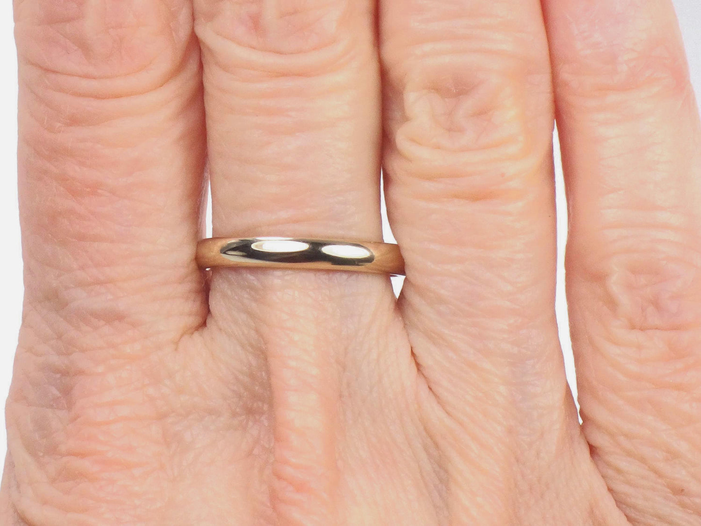 Vintage 14k Yellow Gold Wedding Band, Thin 2.7 MM Stacking Ring, Size 6.75