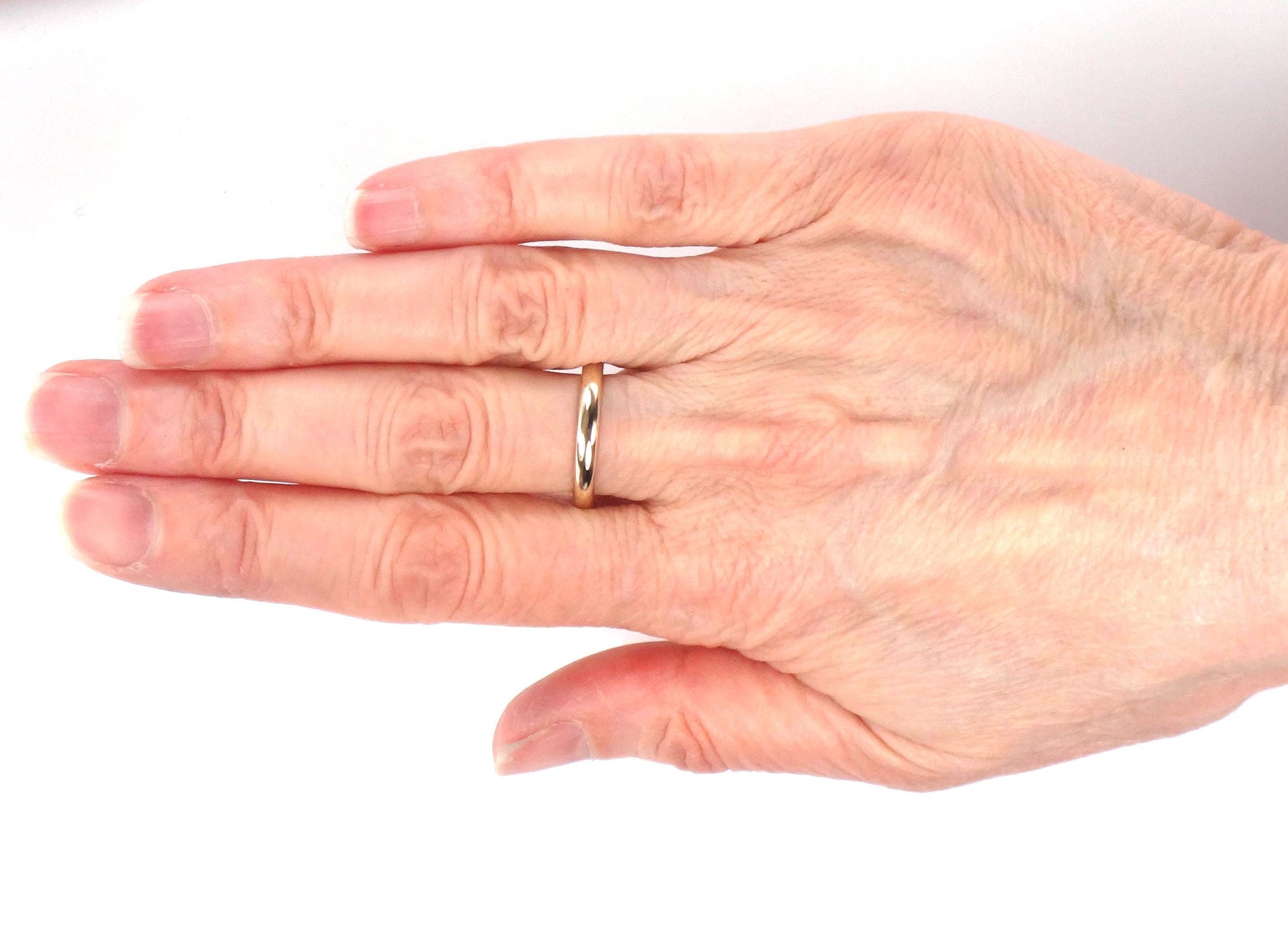 Vintage 14k Yellow Gold Wedding Band, Thin 2.7 MM Stacking Ring, Size 6.75