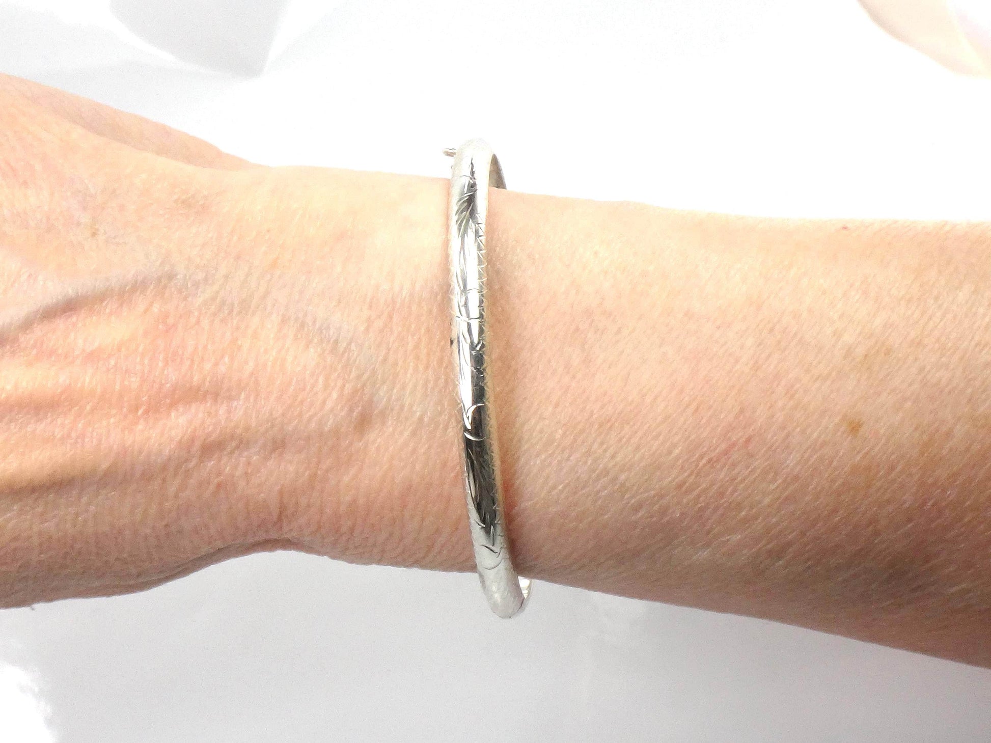 Vintage Thin Sterling Silver Bangle Bracelet