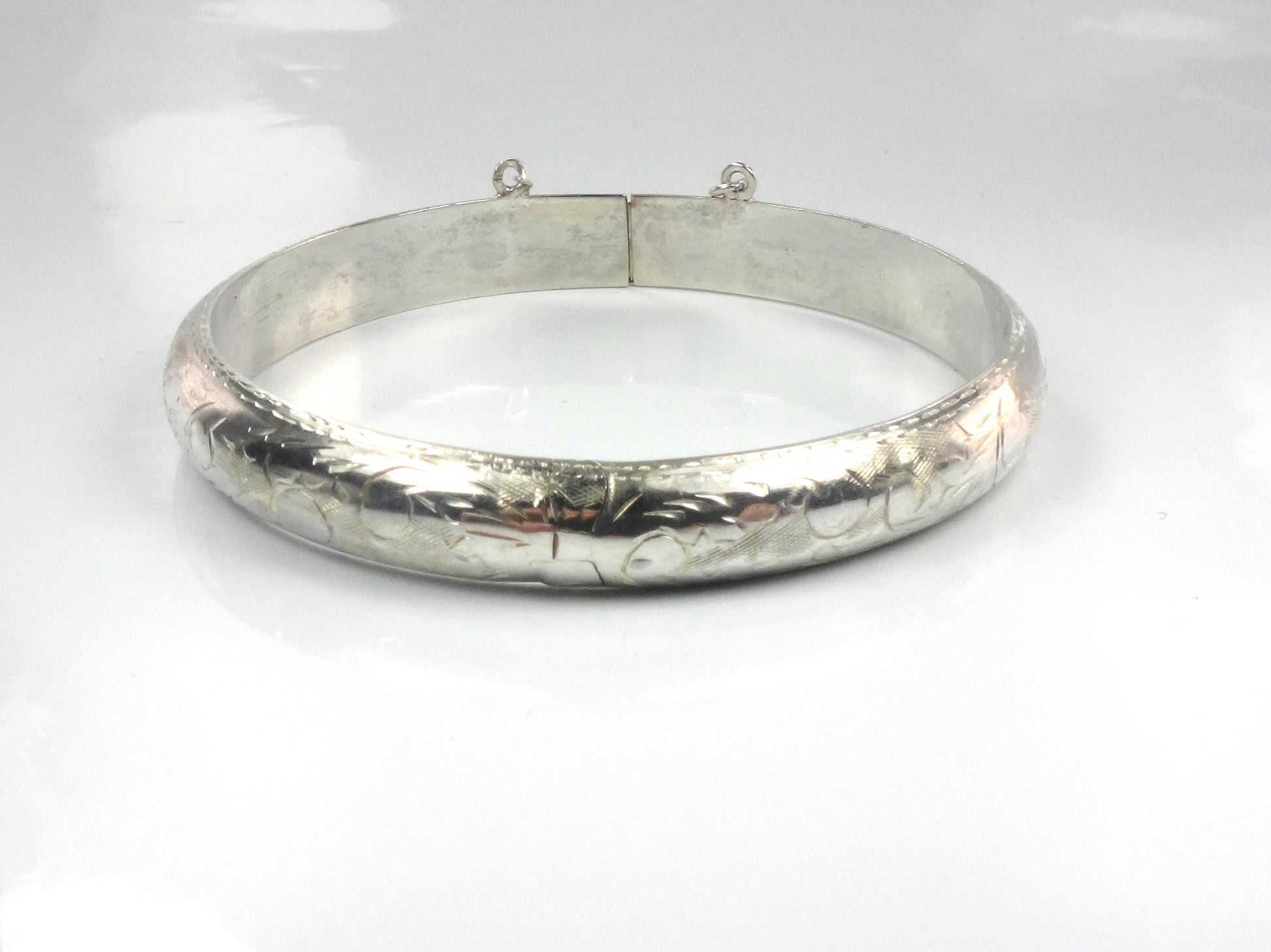 Vintage Sterling Silver Engraved Hinged Bangle Bracelet 6.75"