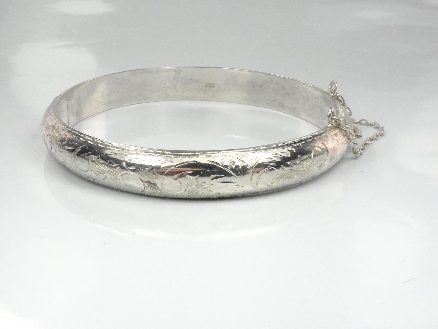 Vintage Sterling Silver Engraved Hinged Bangle Bracelet 6.75"
