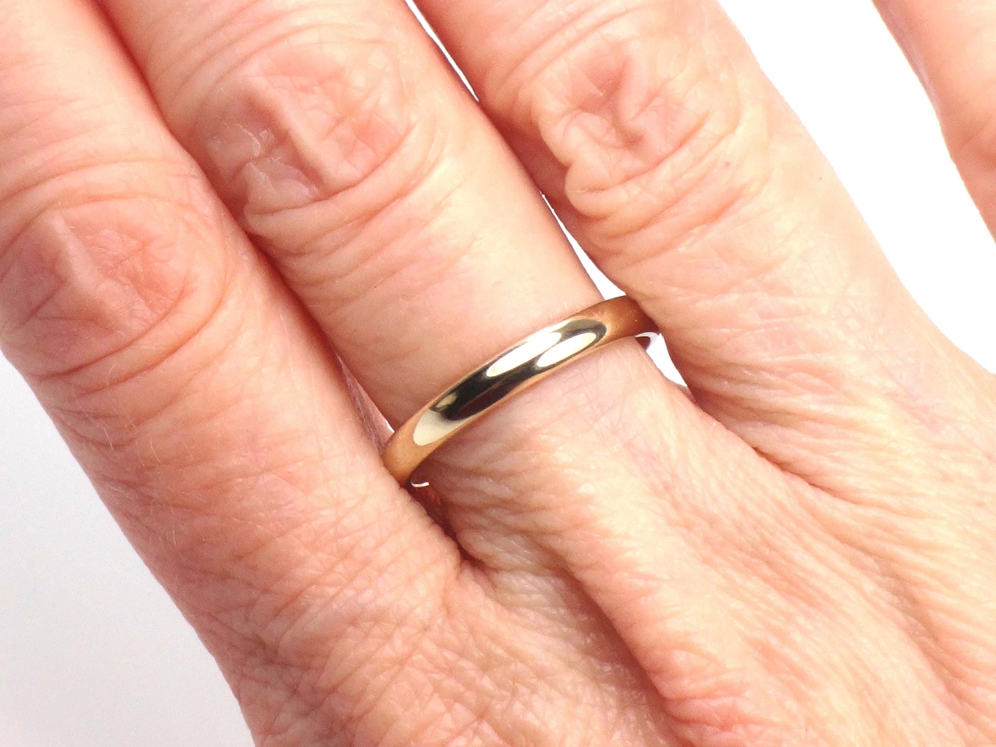 Vintage 14k Yellow Gold Wedding Band, Thin 2.7 MM Stacking Ring, Size 6.75