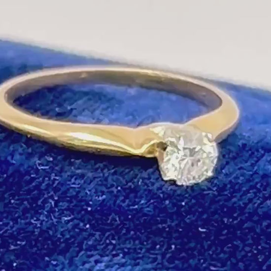 Vintage 18k Yellow Gold Natural Round Cut Diamond Engagement Ring, Solitaire Earth Mined Diamond Approximately .25 Carats, Size 5.75