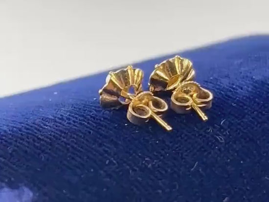 Vintage Yellow Gold Pearl Stud Earrings, 14k Gold Pearl Flower Earrings, Bridal Earrings
