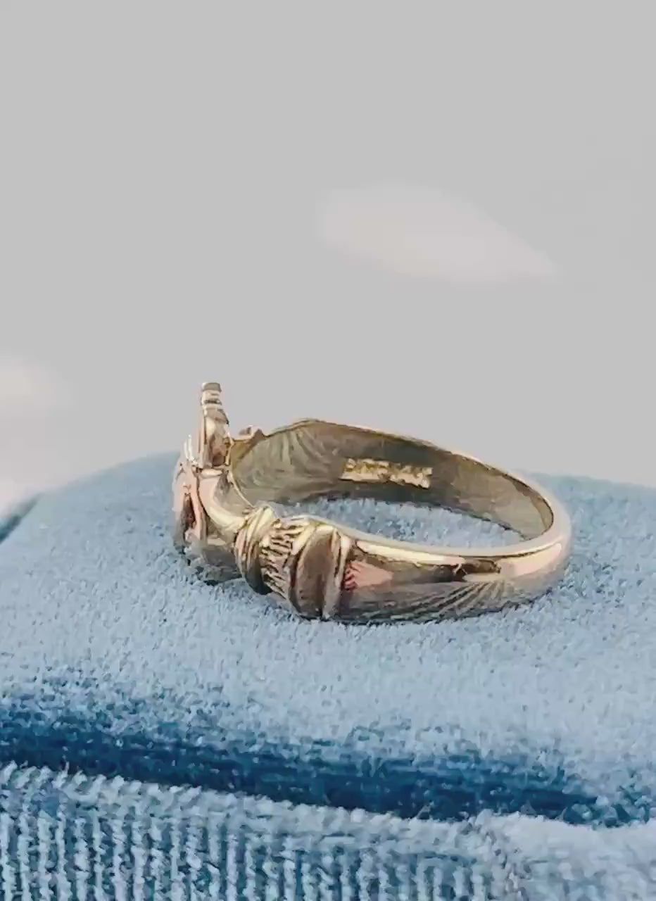 Vintage Solid 14k Yellow Gold Claddagh Ring - Irish Wedding Band - Size 7