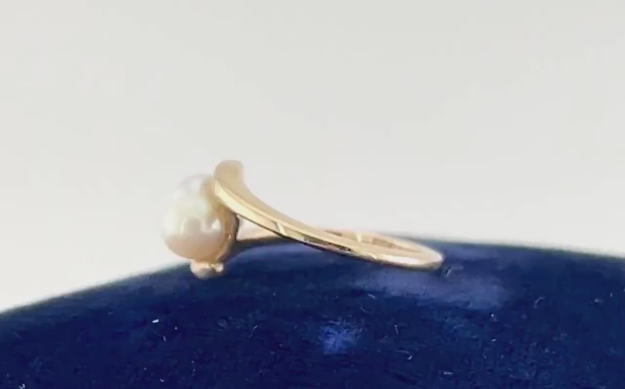 14k Double Pearl Ring - Vintage Yellow Gold Toi et Moi Ring - June Birthstone - Size 6 - Fine Jewelry