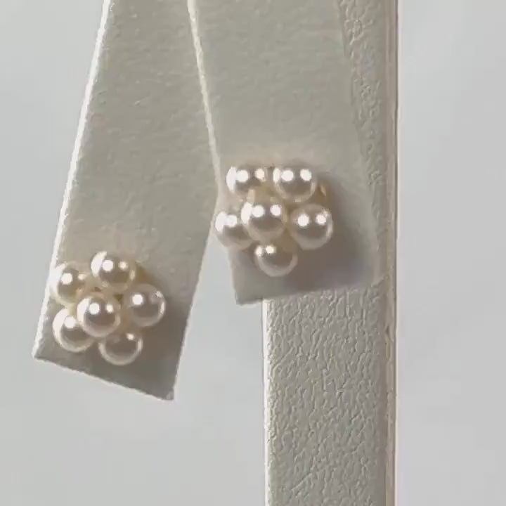 Vintage 14k Yellow Gold Cultured Pearl Daisy Stud Earrings, White Pearl Cluster Earrings, June Birthstone Bridal Earrings