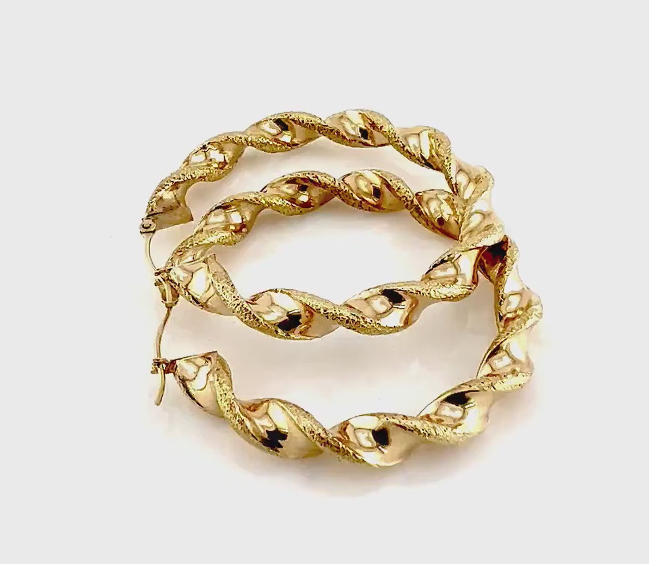Large 14k Hoop Earrings with Fancy Twist Design - Vintage 14k Yellow Gold 1.75" Round Shape - Fine Jewelry