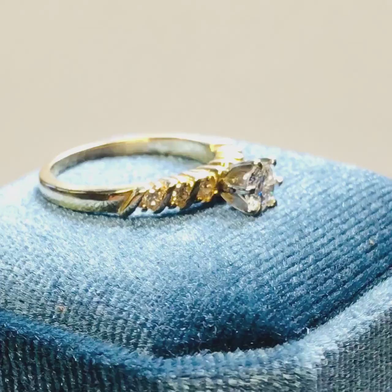 Vintage 14k Round Brilliant Natural Diamond Engagement Ring .38 Carats Center Size 6